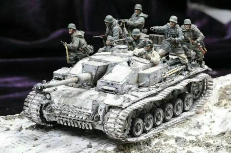 Model Kit Reshiram - 1/35 Scale Die-Cast รูปเรซิ่นชุดกองทัพเยอรมัน Motorized Infantry