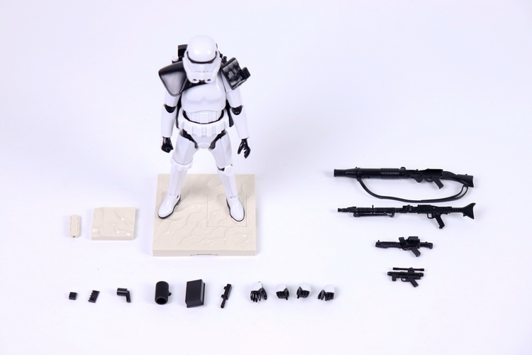 โมเดลนิวเคลียร์ รุ่น 1/12 อิมพ - Model Kit Star Wars บทวิจารณ์และราคา