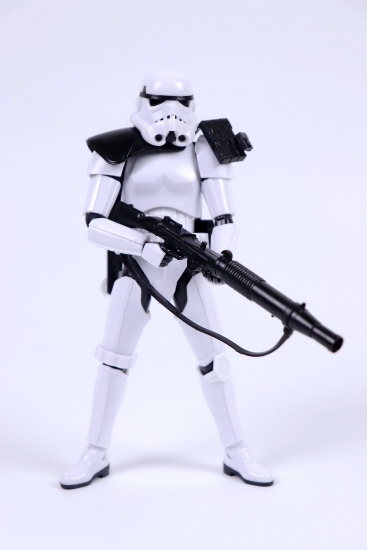 โมเดลนิวเคลียร์ รุ่น 1/12 อิมพ - Model Kit Star Wars บทวิจารณ์และราคา