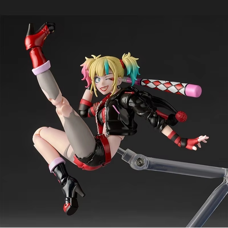 ฮาร์ลีย์ ควินน์ อะเมซิ่ง ยามาก - Model Kit Harley Quinn บทวิจารณ์และราคา