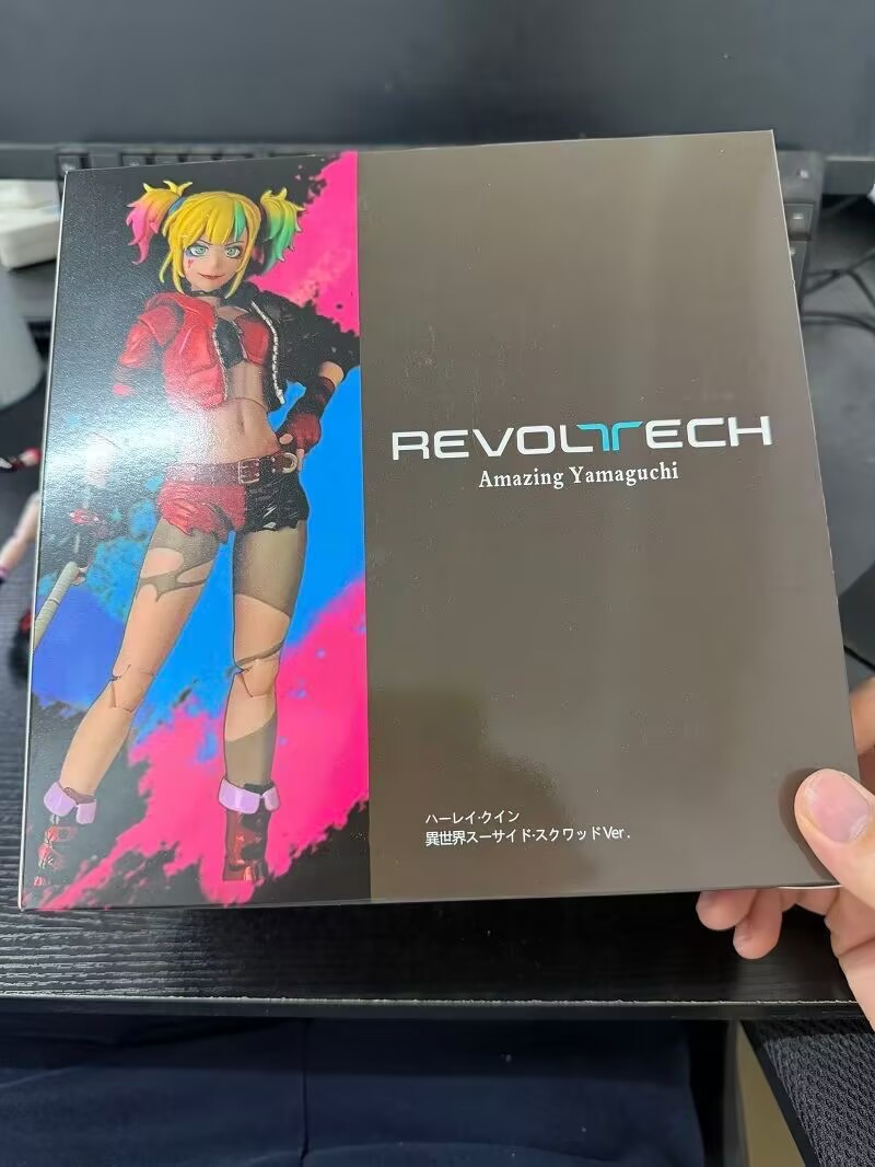 ของสะสมรุ่น Revoltech Harley Q - Model Kit Harley Quinn บทวิจารณ์และราคา