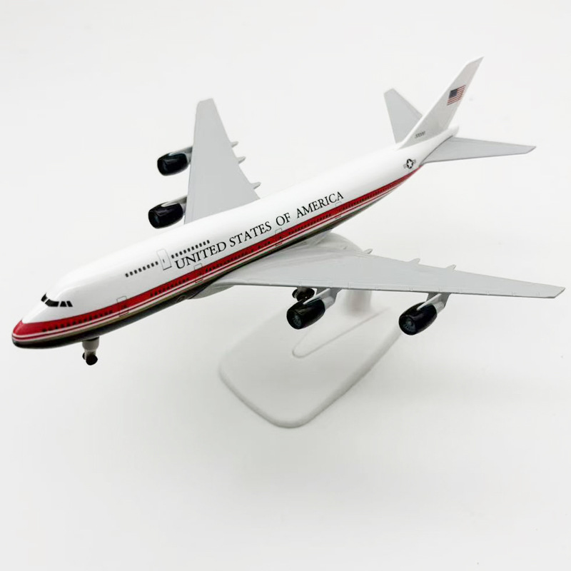 โมเดลเครื่องบินขนาดเล็ก 20 ซม. - Model Kit Aircraft บทวิจารณ์และราคา