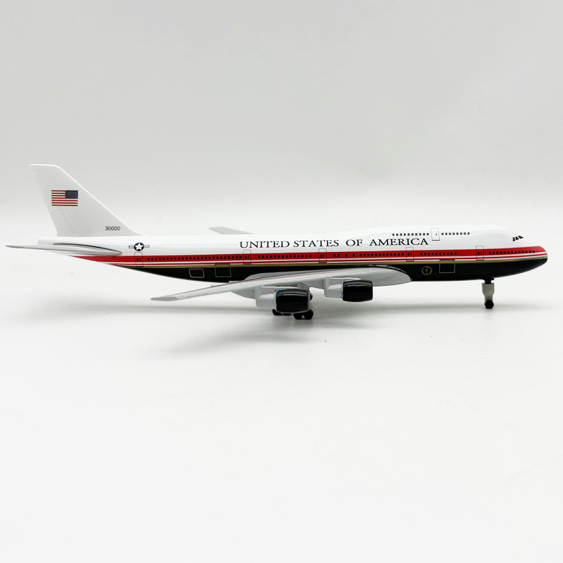 โมเดลเครื่องบินขนาดเล็ก 20 ซม. - Model Kit Aircraft บทวิจารณ์และราคา