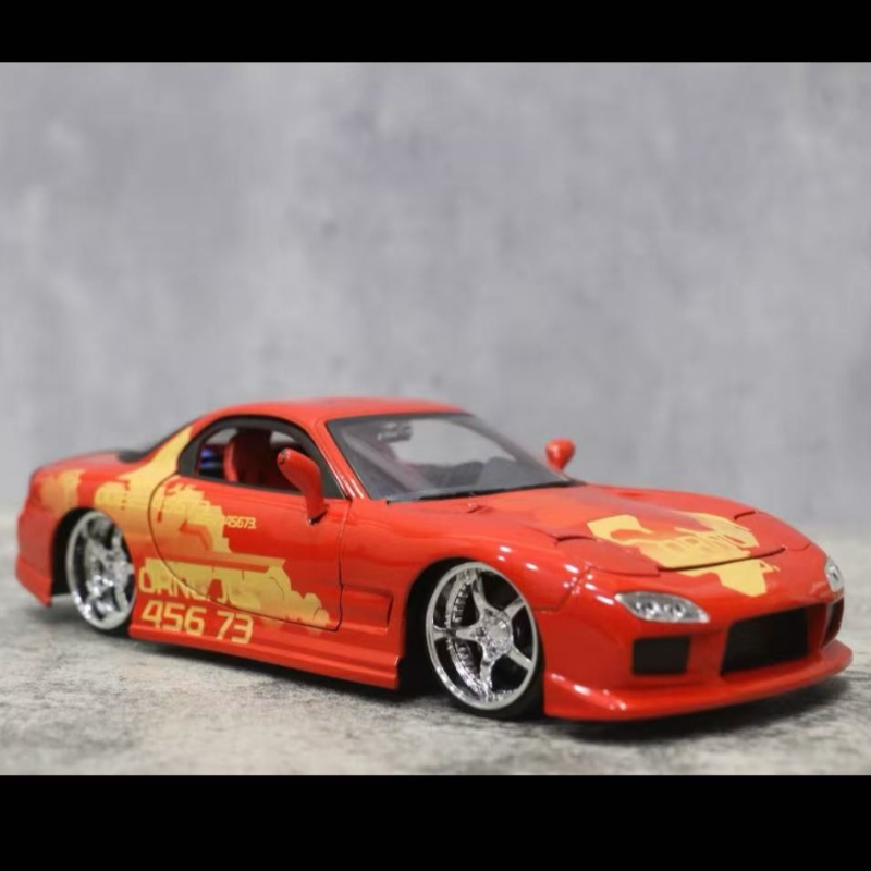 รถโมเดลอัลลอย JADA 1:24 Tokyo  - Model Kit Lamborghini บทวิจารณ์และราคา
