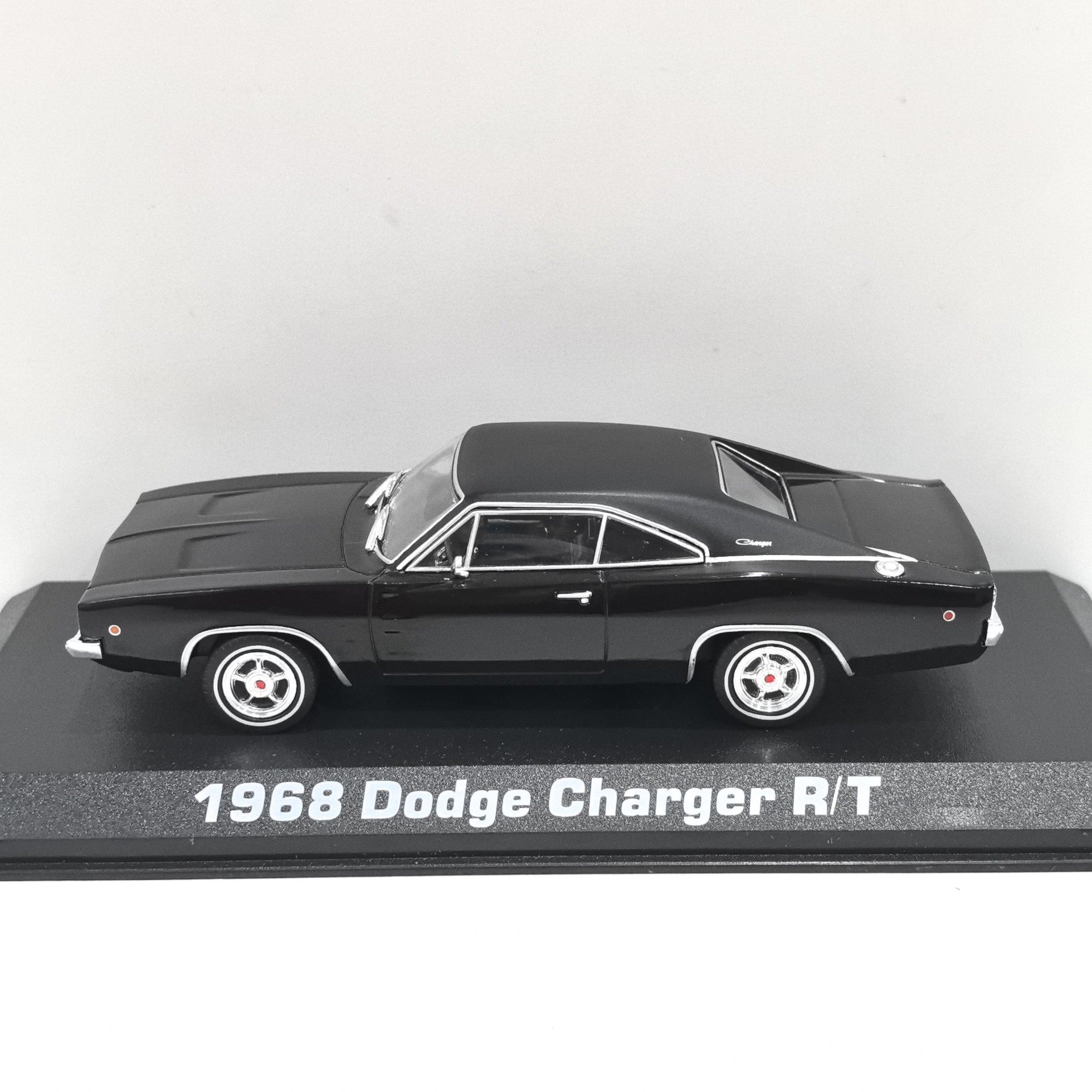 โมเดลรถโลหะผสมไดแคสต์ สเกล 1/4 - Model Kit Dodge Charger บทวิจารณ์และราคา